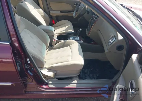 2005 Hyundai Sonata Gls/Lx from USA, damaged, VIN KMHWF35H45A199785